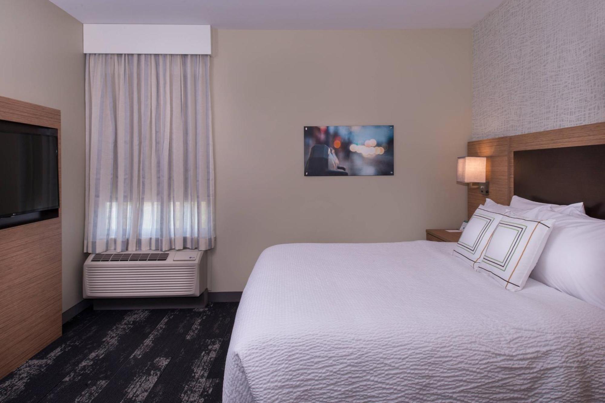 Towneplace Suites By Marriott Saskatoon Dış mekan fotoğraf