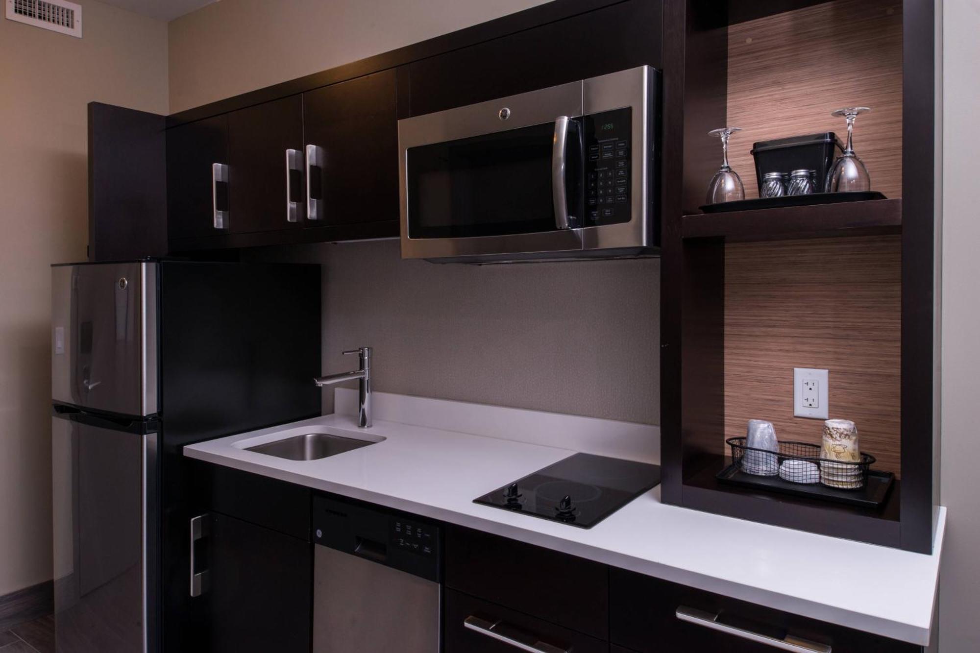 Towneplace Suites By Marriott Saskatoon Dış mekan fotoğraf